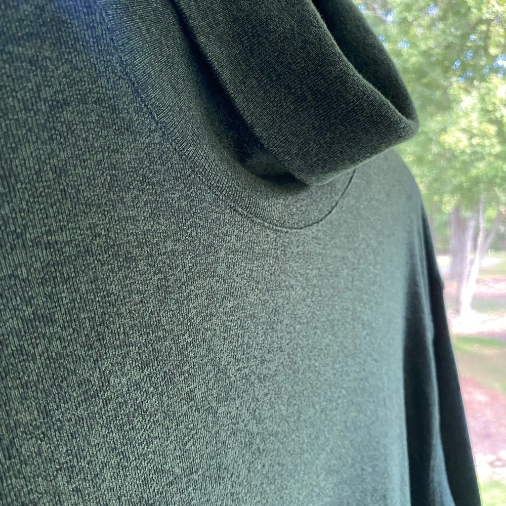 BOBBY JONES, Liquid Stretch Cotton Long Sleeve Turtleneck ~ color, pine needle
